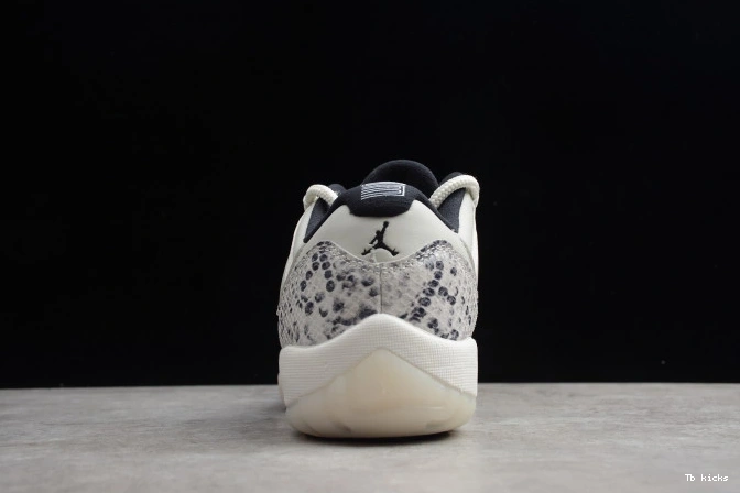 Rep TBK CD6846-002 Snake SE Jordan 11 Low Air Bone Light 0719